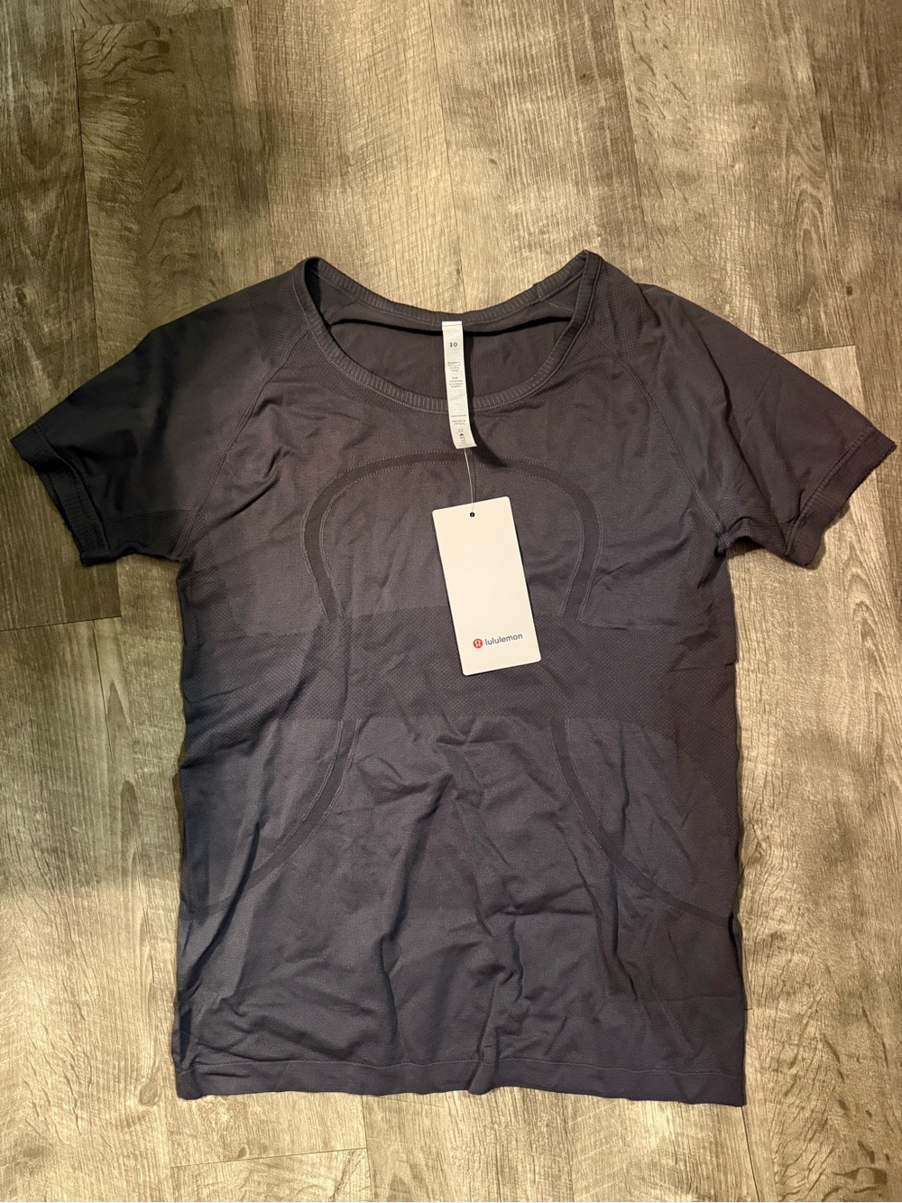 lululemon athletica Women's Short Sleeve Seamless Top - charcoal